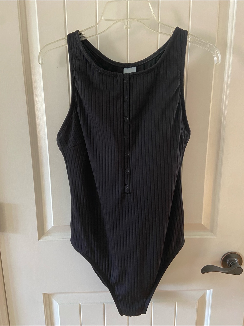 Shade & Shore Black Ribbed snap-front Sleeveless swimsuit